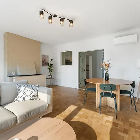 Appartement Zonnig, Ruim Op A+ Locatie!