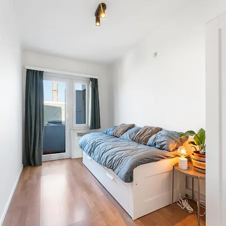 Zonnig, Ruim Op A+ Locatie! * Oostende