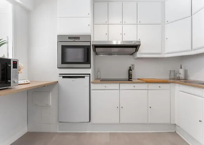 Appartement Zonnig, Ruim Op A+ Locatie!